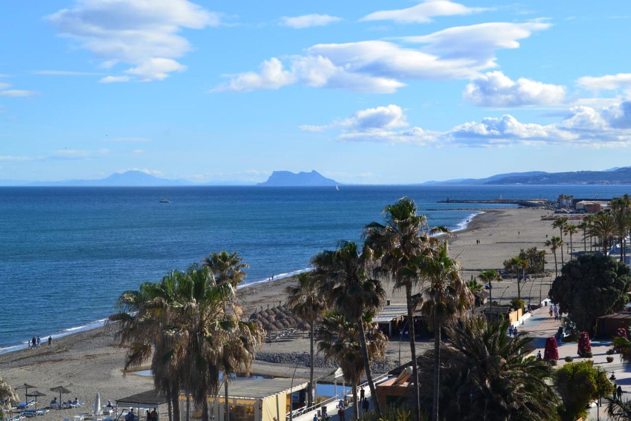 Sunnypalms - Beachfront Penthouse With Stunning Sea View Estepona Eksteriør bilde