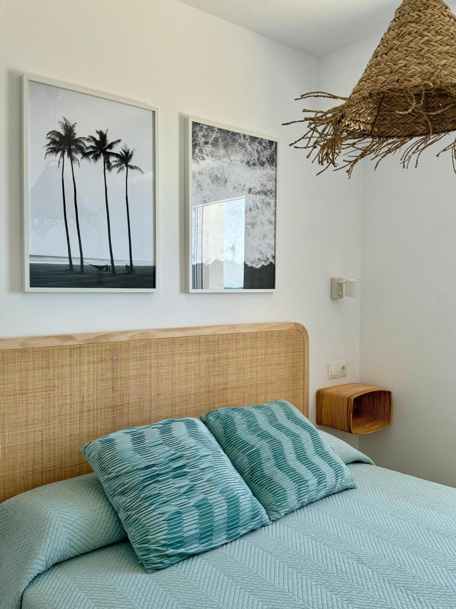 Sunnypalms - Beachfront Penthouse With Stunning Sea View Estepona Eksteriør bilde